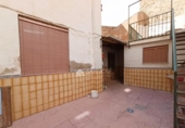 146m² commercial premises for sale in Novelda, photo