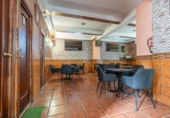 140m² cafeteria for sale in Granada, photo