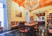 Edificio en venta con 550m² en Almuñécar foto