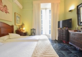 Edificio en venta con 550m² en Almuñécar foto