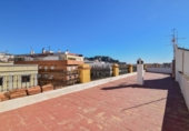 Edificio en venta con 550m² en Almuñécar foto