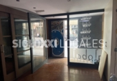 104m² commercial premises for sale in Barcelona, in the area of Sant Antoni, Carrer de Sepúlveda photo