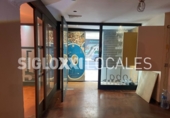 104m² commercial premises for sale in Barcelona, in the area of Sant Antoni, Carrer de Sepúlveda photo
