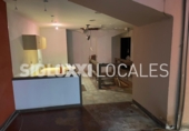 104m² commercial premises for sale in Barcelona, in the area of Sant Antoni, Carrer de Sepúlveda photo