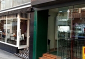 Local comercial en alquiler con 50m² en Santander foto