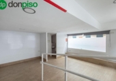 Local comercial en venta con 30m² en Granada foto
