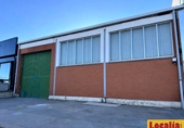 525m² entrepôt industriel pour location à Palencia photo