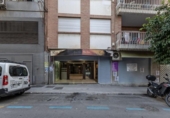 Local comercial en venta con 285m² en Granada, en la zona de Pajaritos, Calle del Halcón foto