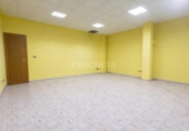 Local comercial en venta con 101m² en Gandía, Calle Barranco foto