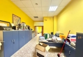 Local comercial en venta con 101m² en Gandía, Calle Barranco foto
