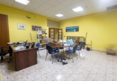 Local comercial en venta con 101m² en Gandía, Calle Barranco foto