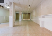 119m² commercial premises residential for sale in Granada, Calle Rosalía de Castro photo