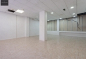 119m² commercial premises residential for sale in Granada, Calle Rosalía de Castro photo