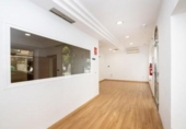 93m² commercial premises for sale in Granada, in the area of San Antón Neighborhood, Calle Afán de Ribera photo
