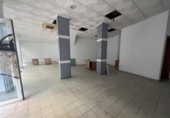 Local comercial en venta con 100m² en Torrevieja, Calle San Pascual foto