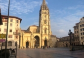 Local comercial en venta con 130m² en Oviedo, en la zona de Casco Antiguo, Calle Fray Ceferino foto