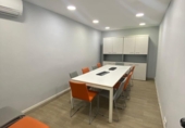 223m² offices for sale in Cornellà de Llobregat, photo