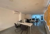 223m² offices for sale in Cornellà de Llobregat, photo