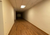 Local comercial en venta con 150m² en Sant Joan Despí foto