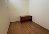 Local comercial en venta con 150m² en Sant Joan Despí foto