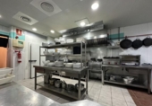 200m² restaurant for assignment in Cornellà de Llobregat, photo