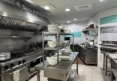 200m² restaurant for assignment in Cornellà de Llobregat, photo
