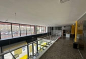 Local comercial
en venda
amb 330m² a Cornellà de Llobregat, carretera de esplugues - maquina del tren foto