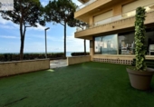 Local comercial en venta con 112m² en Platja d'Aro, Passeig Marítim foto