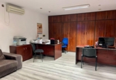 240m² warehouse industrial for sale in Córdoba, in the area of Palace, Calle del Factor photo