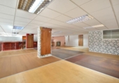Local comercial en venta con 385m² en Sant Feliu de Llobregat, Carrer de l'Estelí foto
