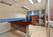 Local comercial en venta con 385m² en Sant Feliu de Llobregat, Carrer de l'Estelí foto