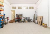 Local comercial
en venda
amb 80m² a Pamplona, a la zona de Buztintxuri, Calle del Ferrocarril foto
