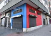 Local comercial en venta con 45m² en Cádiz, Avenida San Severiano foto