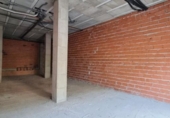 78m² commercial premises for sale in Liria, Calle Isabel de Villena photo