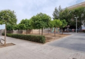 78m² commercial premises for sale in Liria, Calle Isabel de Villena photo