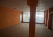 Local comercial
en venda
amb 380m² a Bormujos, Calle Manuel Piñal foto
