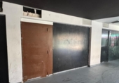 50m² commercial premises for sale in Roquetas de Mar, paseo maritimo photo