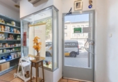 Local comercial en venta con 45m² en Granada foto