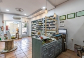 Local comercial en venta con 45m² en Granada foto