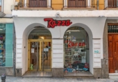 Local comercial en venta con 193m² en Granada foto