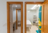 Local comercial en venta con 193m² en Granada foto