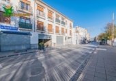 Local comercial en venta con 194m² en Ogíjares, Calle Calera foto