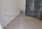 Local comercial en venta con 110m² en Barcelona, en la zona de les Tres Torres, Carrer de Gósol foto