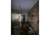 78m² commercial premises for sale in Barcelona, in the area of Prosperity, Carrer del Pou photo