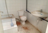 220m² commercial premises for sale in Esplugues de Llobregat, photo