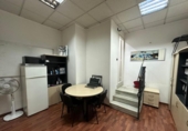 59m² offices for sale in Cornellà de Llobregat, photo