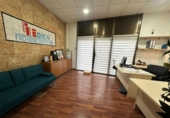 59m² offices for sale in Cornellà de Llobregat, photo