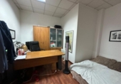 59m² offices for sale in Cornellà de Llobregat, photo