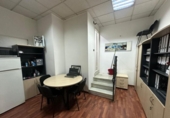 59m² offices for sale in Cornellà de Llobregat, photo