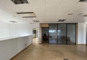 Nau Industrial
en venda
amb 1000m² a Cornellà de Llobregat foto